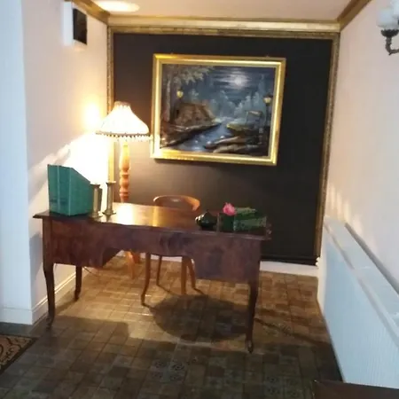 Casa Bunicii Carbunari 팜스테이 *
